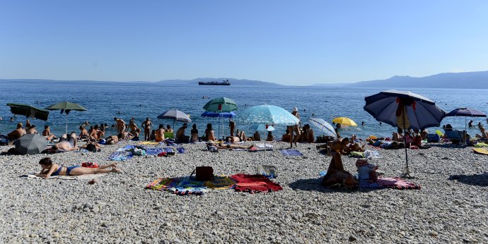 Do programu odpustenia dlhov sociálne odkázaným sa zapojí aj Rijeka. Foto - TASR