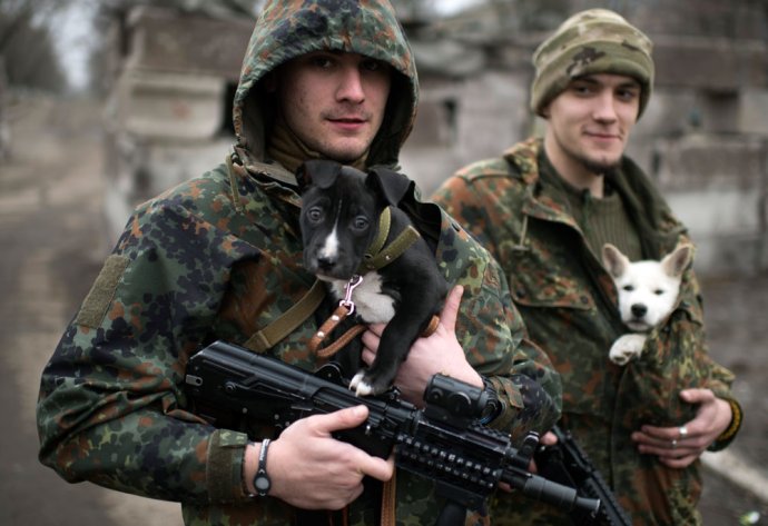 Ukrajinskí vojaci v Mariupole. Foto - AP