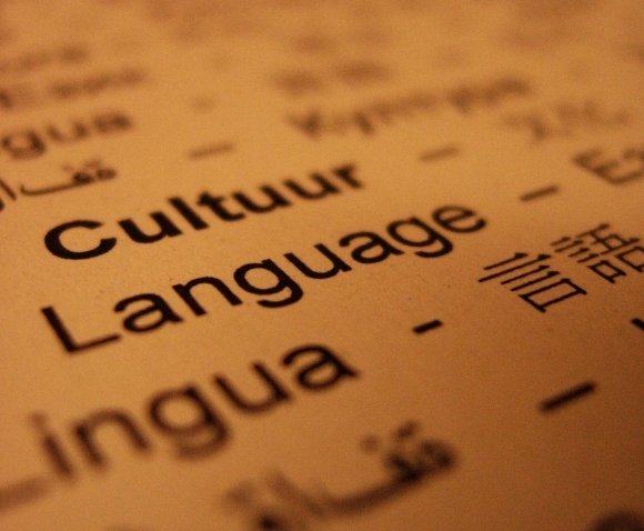 Slová "jazyk" a "kultúra" v rôznych rečiach. Zdroj: server morguefile.com