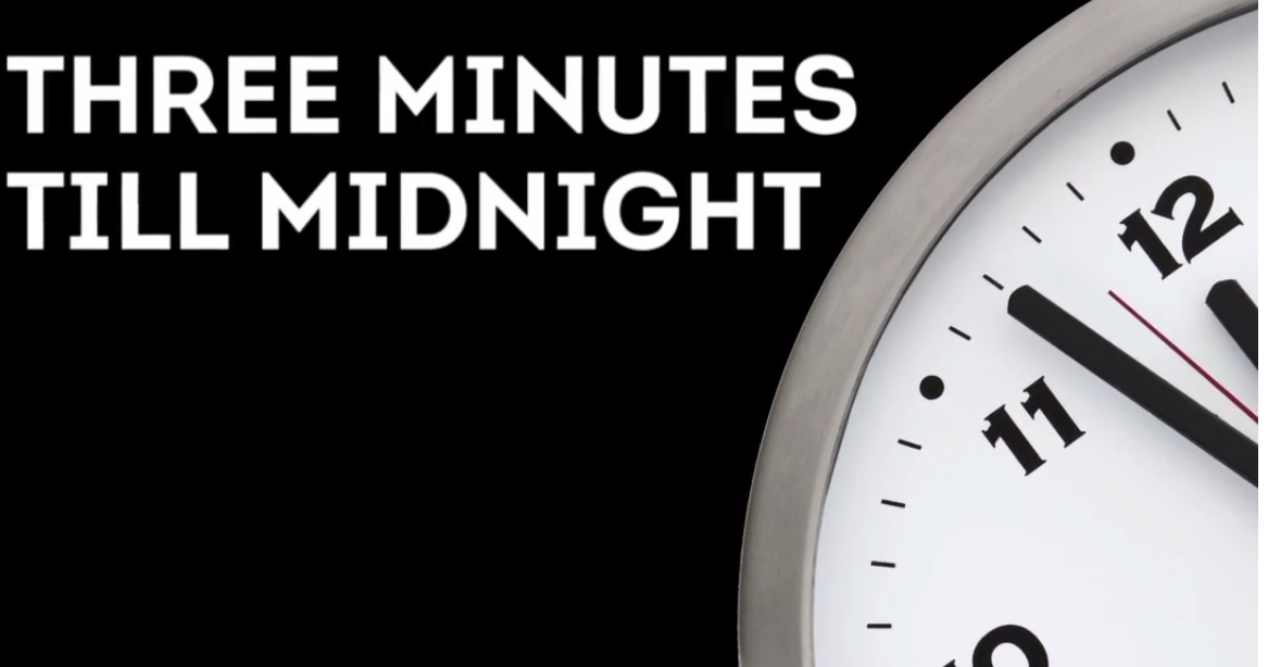 3 Minutes to Midnight. Doomsday Clock minutes to Midnight. Minutes to Midnight обложка. Minutes to Midnight Clock Now. Поставь minute