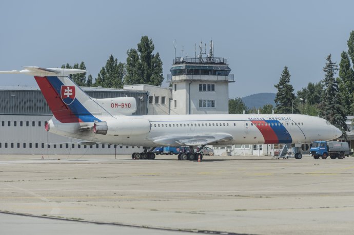 Vládny TU-154M má štvrť storočia a zatiaľ to nevyzerá, že by išiel do šrotu. Foto - TASR
