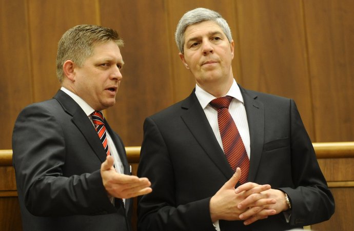 Fico máva v debatách málo oponentov, Bugár mu však neprekáža. Foto – TASR