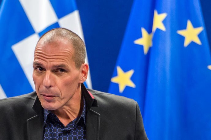 Grécky minister financii Yanis Varoufakis má problém. Foto - TASR/AP