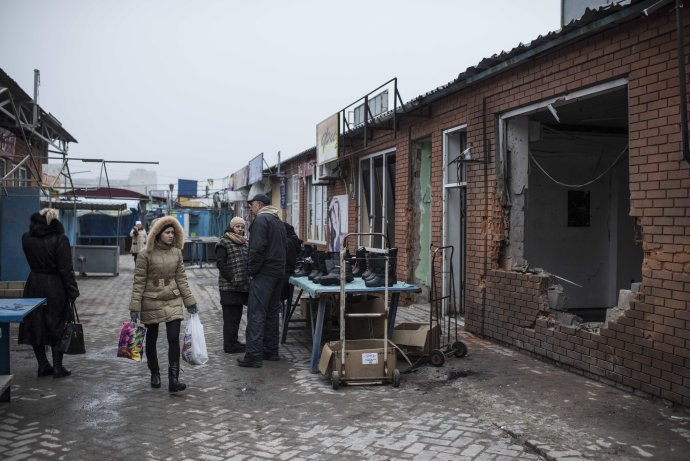 Mariupoľ začali ostreľovať koncom januára. FOTO - TASR/AP