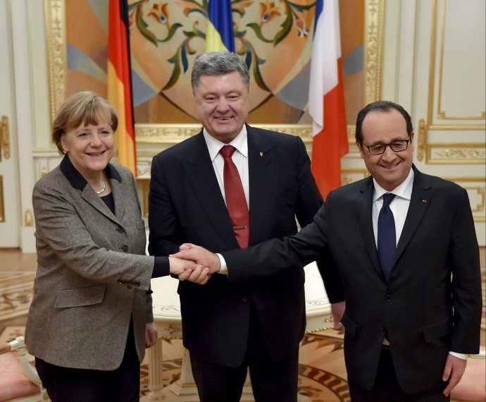 Merkelova, Porošenko, Hollande. FOTO - TASR