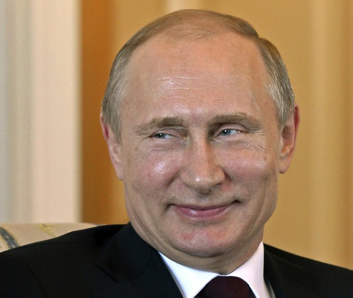 Inokedy hyperaktívny Putin si vystačil si po návrate na verejnosť vystačil s jedným vtipom. FOTO - TASR/AP