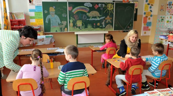 Fico ide proti Draxlerovi pri voľbách riaditeľov škôl, školy aj rodičia sú proti