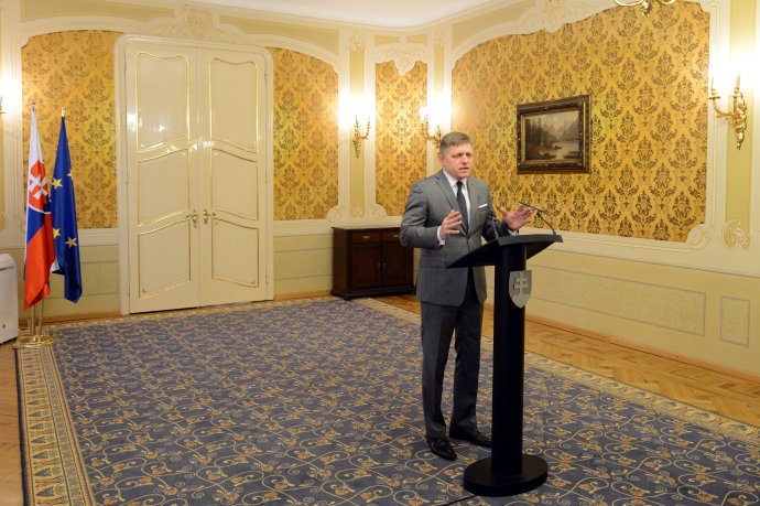 Premiér Robert Fico predstavil nový plán pomoci pre veriteľov Váhostavu. Foto - Tasr