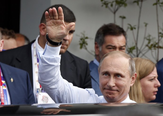 Putin prišiel na diplomatickú misiu do Talianska, stretne sa s pápežom aj s talianskym premiérom. Foto – AP