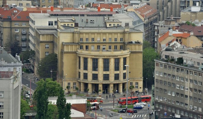 Univerzita Komenského v Bratislave má ďalší problém s učiteľom, ktorý opisoval a chce sa stať profesorom. Foto – TASR