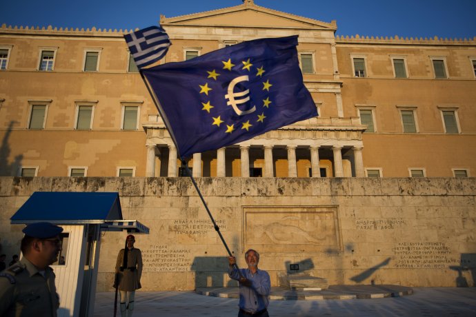 Grécky parlament má v piatok schváliť reformy. FOTO - AP