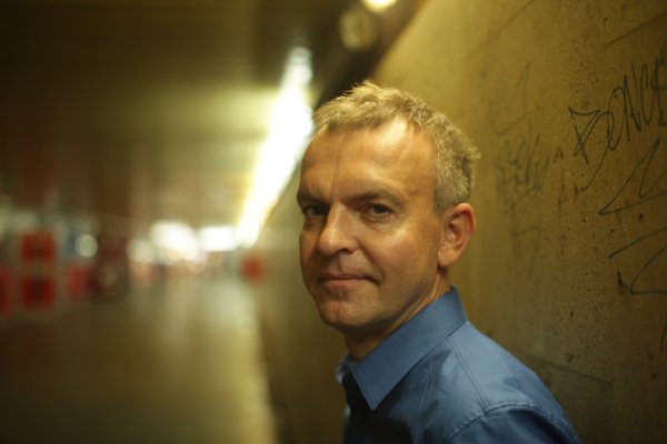 Moslimov v&nbsp;Srebrenici vítali Srbi zabíjačkou, spomína poľský reportér