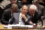 Šéf ruskej diplomacie Sergej Lavrov a veľvyslanec pri OSN Vitalij Čurkin. Foto – TASR/AP