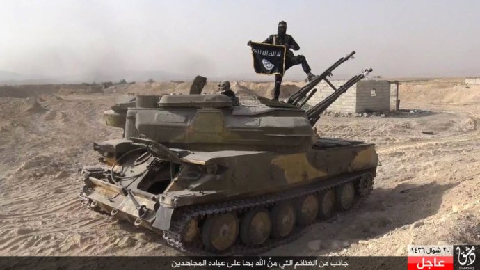 Bojovníci Islamského štátu (ISIS) v Palmýre. Foto – TASR/AP