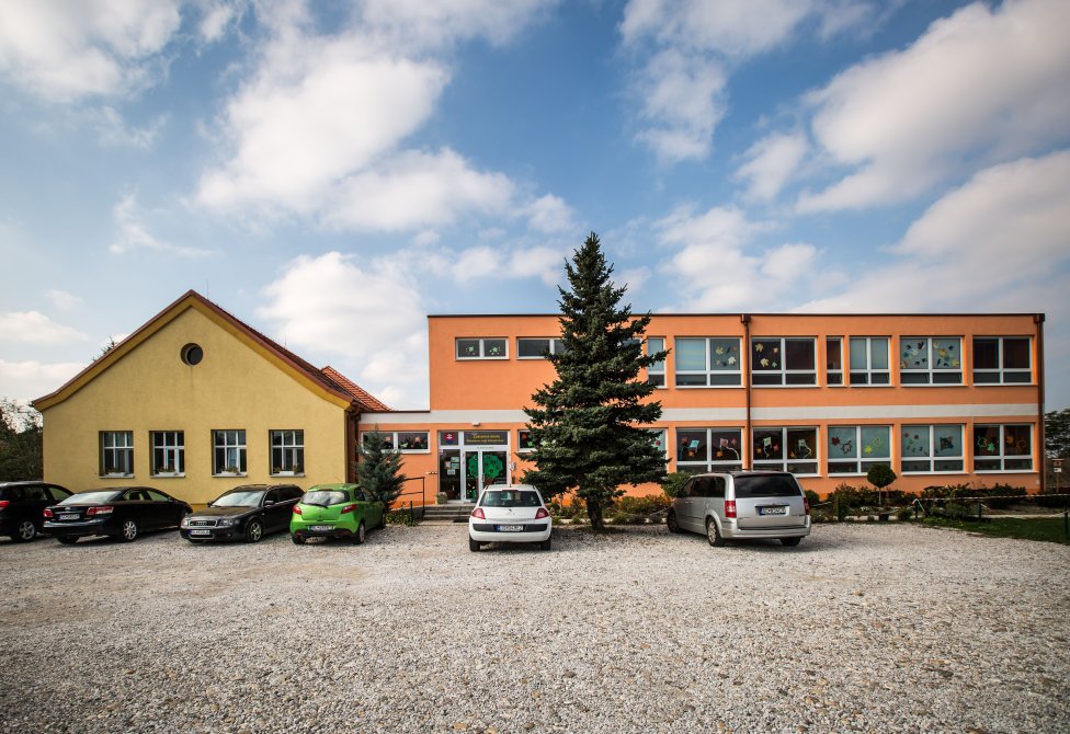 Základná škola v Miloslavove. Foto N - Tomáš Benedikovič