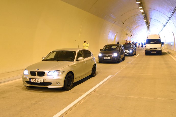 Súčasťou novej autostrády pri Levoči je aj 600-metrový tunel Šibenik. Foto - TASR