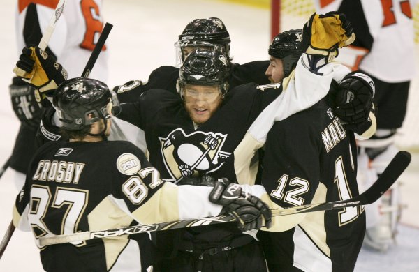 Ráno s&nbsp;NHL: Platový strop odštartoval éru hráčov „na prenájom“. Najlepší v&nbsp;histórii bol Hossa, Toronto straší minulosť