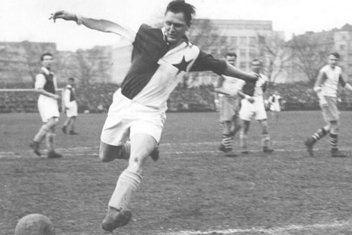 Josef Bican v drese Slavie Praha. Foto: archív Slavia Praha