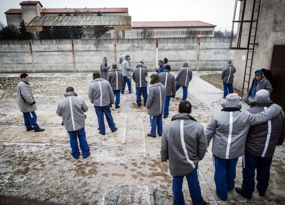 V práci si väzni veľmi nezarobia, ale zabijú čas a zvýšia si šance na skrátenie trestu. Foto N - Tomáš Benedikovič