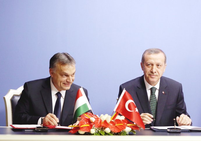Orbán a Erdogan. Foto - TASR/AP