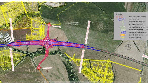 Kontrolóri si posvietia na Počiatkovu križovatku. Na Triblavine je čo skúmať