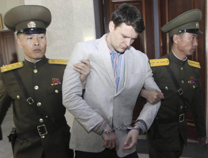 Amerického študenta odsúdili v Severnej Kórey na 15 rokov nútených prác. Foto: AP