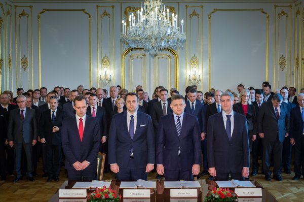 Pred pár dňami lídri koaličných strán podpísali koaličnú zmluvu. Foto N - Tomáš Benedikovič