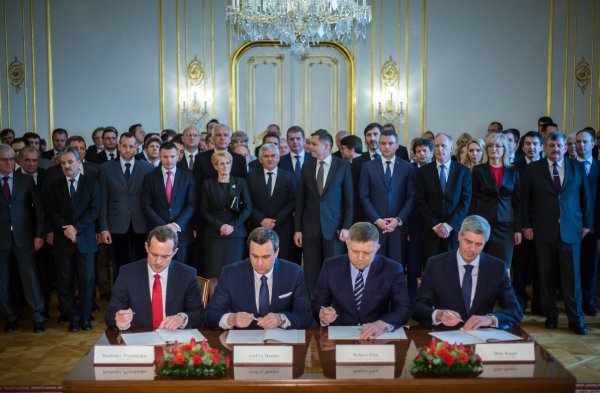 Koalícia si už delí štátne podniky, Smer si udrží energetiku a&nbsp;cesty, chce aj tajné služby