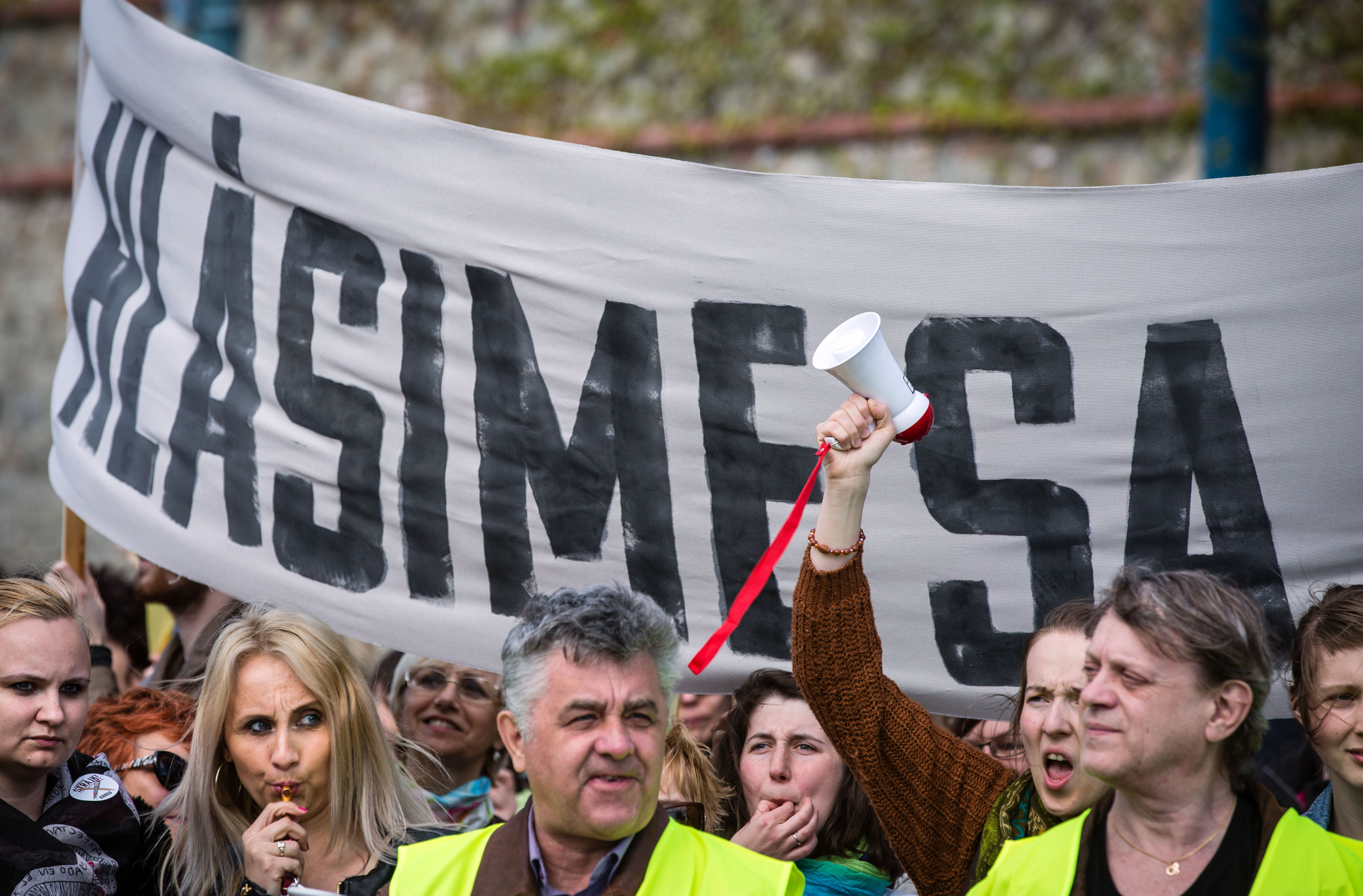 Ako dosiahnuť vyššie platy a&nbsp;lepšie pracovné podmienky v&nbsp;školstve? Výskum naznačuje, že učiteľské štrajky fungujú