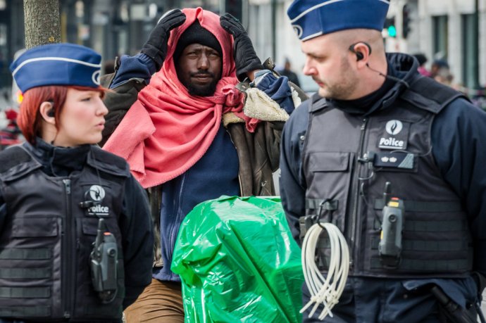 Výnimočný stav platí po teroristických útokoch vo Francúzsku. Foto - TASR/AP