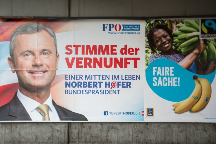 Populista Norbert Hofer hral na protiutečenecké nálady a svoj životný príbeh. Foto N – Vladimír Šimíček