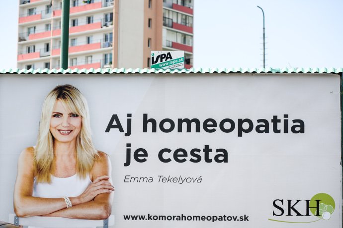 Emma Tekelyová v kampani pre homeopatov. Foto N – Vladimír Šimíček