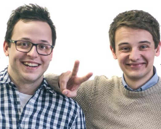 Autori učebnice matematiky pre spolužiakov Marek Fanderlik (vpravo) a Marek Liška (vľavo). Foto - Facebook Matika pro spolužáky