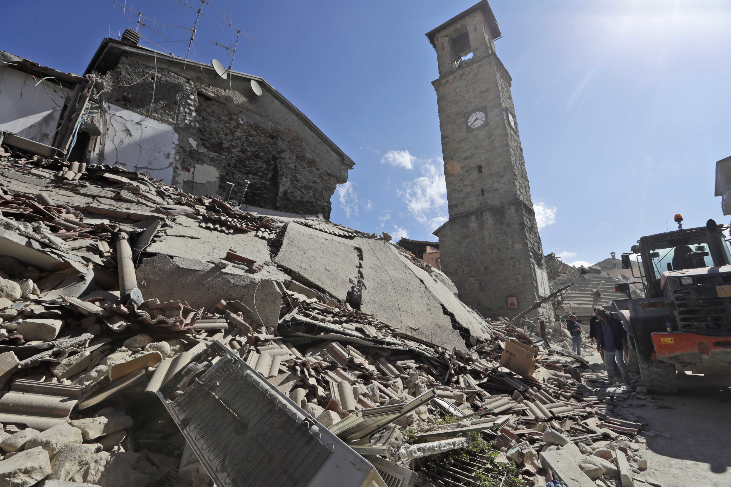 Amatrice preslávilo Taliansko jedlom a&nbsp;históriou, ostali z&nbsp;neho len ruiny