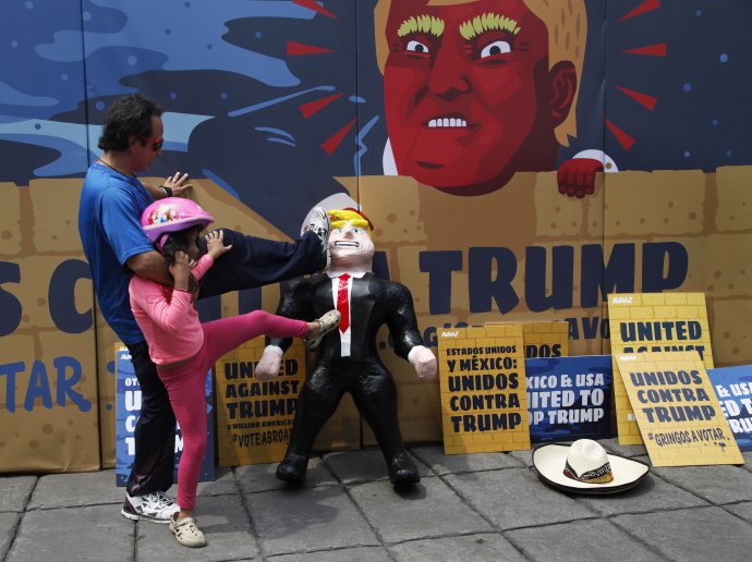 Happening proti Trumpovi v Mexiku. Foto – tasr/ap