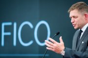 Fico chce zachraňovať obchod s Čínou, volá k nám čínskeho premiéra