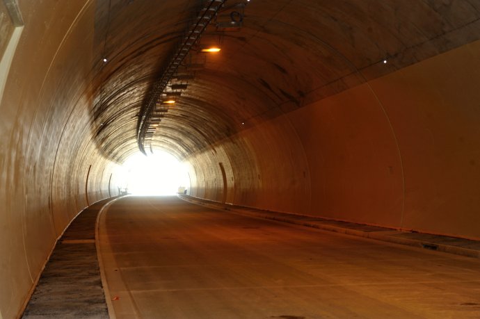 Tunel Svrčinovec na úseku diaľnice D3 Svrčinovec – Skalité. Foto – TASR