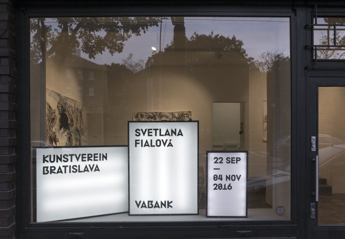 Kunstverein v Bratislave funguje ako spolok – svojim členom sprostredkúva súčasné mladé umenie inak než bežná galéria. Foto – Michaela Dutkková