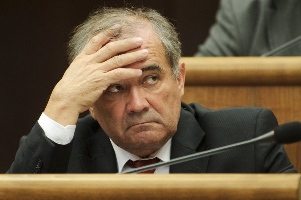 Sociálna poisťovňa zrušila Muňkovu obriu IT zákazku za 70 miliónov