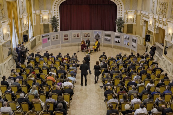 Dalajláma na prednáške na Univerzite Komenského. Foto pre N - Jakub Markech