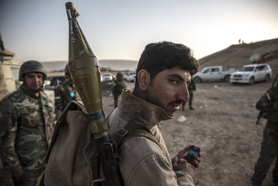 Kurdskí pešmergovia v boji proti Dáišu. Foto – Juraj Mravec