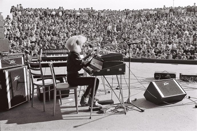 Koncert v lete 1980, krátko pred koncom skupiny Modus a osudnou autonehodou. Foto – Peter Procházka