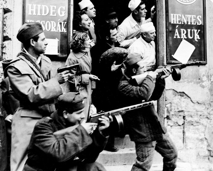 1956-os magyar forradalmárok. Fotó - TASR