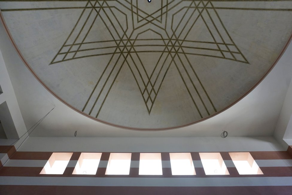 Nová synagóga v Žiline je takmer hotová. Vzhľadom sa takmer úplne vrátila k svojej pôvodnej podobe z roku 1931. Foto – Dalibor Adamus