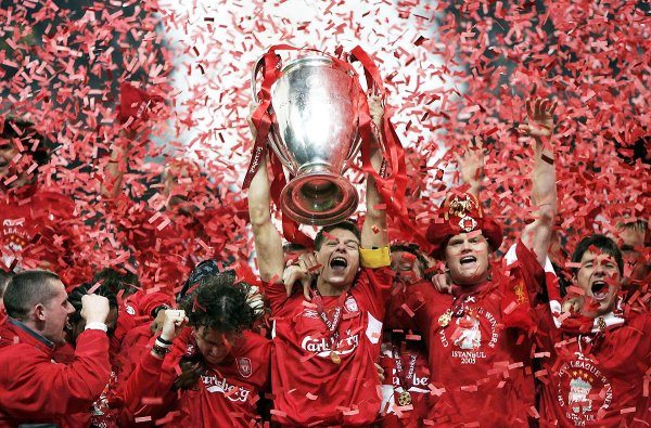 Futbal prišiel o&nbsp;veľkú legendu. Stevena Gerrarda však neuznávajú tak, ako by si zaslúžil