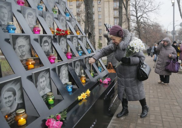 Sklamanie tri roky po revolúcii: Ukrajinskí politici žijú stále v&nbsp;dobe kešu a&nbsp;v&nbsp;luxuse