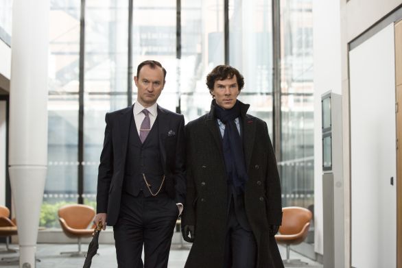 Mycroft Holmes (Mark Gatiss) a Sherlock. Foto – Colin Hutton/Hartswood Films/BBC