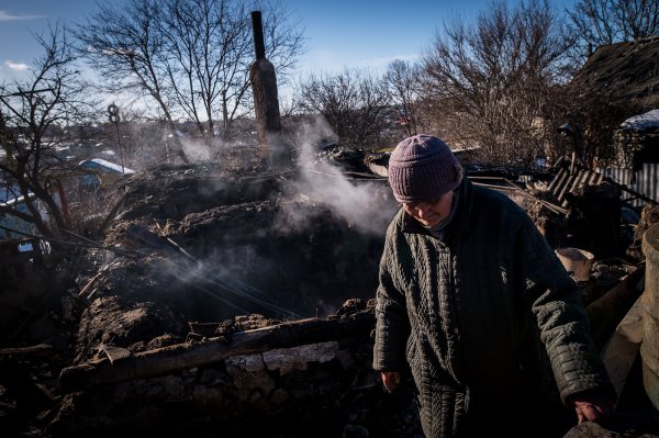 Fotogaléria: U&nbsp;našich susedov sa ponáhľajú z&nbsp;práce, kým sa nezačne ostreľovanie