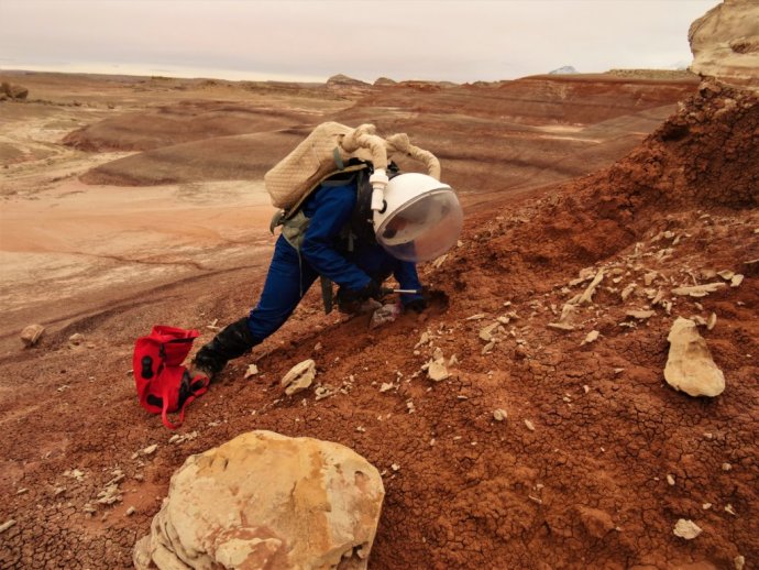 Michaela Musilová počas simulovanej misie na Mars v utahskej púšti v roku 2017. Foto – Michaela Musilová/Mars Desert Research Station