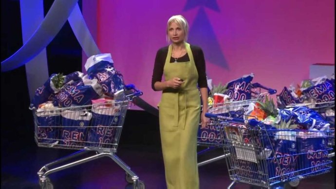 Ruská aktivistka Selina Juulová bojuje proti vyhadzovaniu jedla.